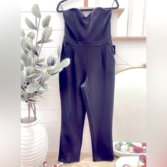 NWT-Express, Black Strapless~ Corset Jumpsuit, Size 8 - Picture 8 of 15